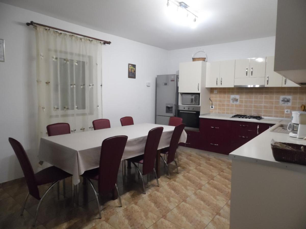 Rîşnov Vilman House酒店 外观 照片