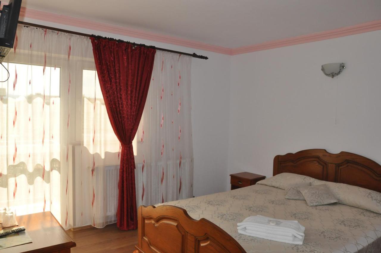 Rîşnov Vilman House酒店 外观 照片